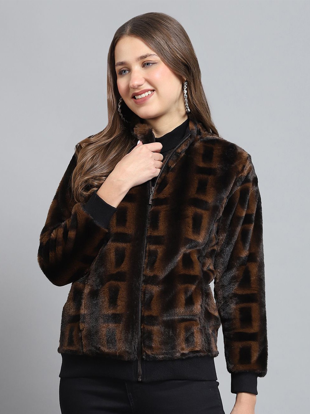 

Monte Carlo Women Self Design Mock Collar Sweatshirt, Brown