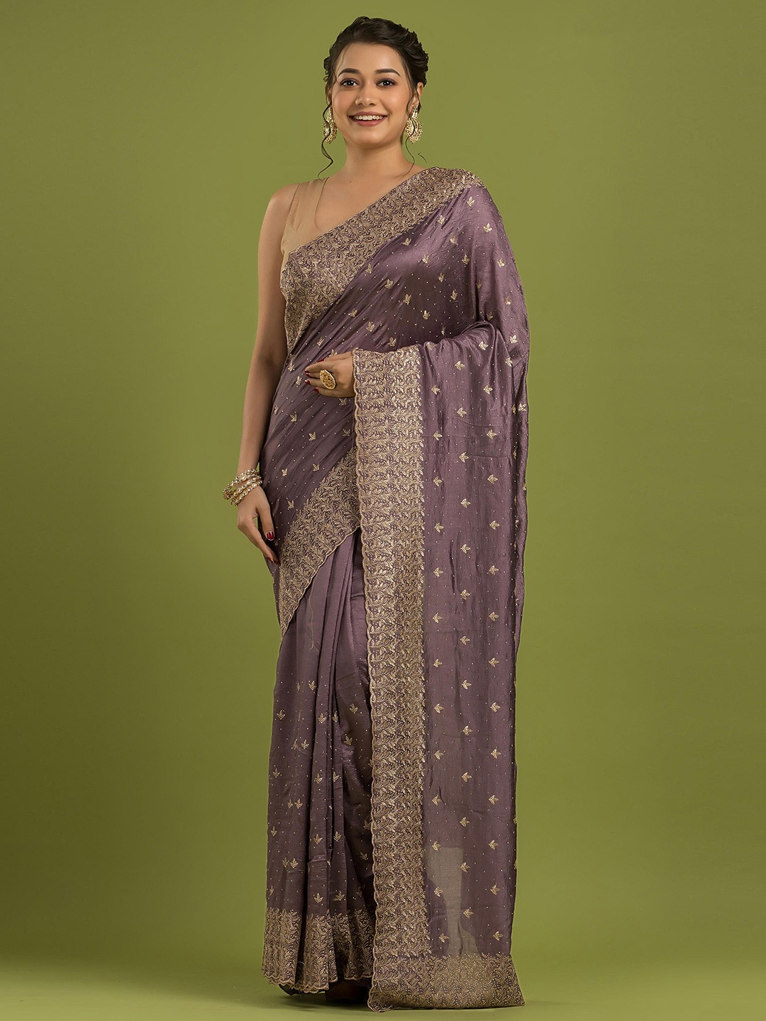

Dheu Embellished Beads and Stones Pure Georgette Saree, Mauve