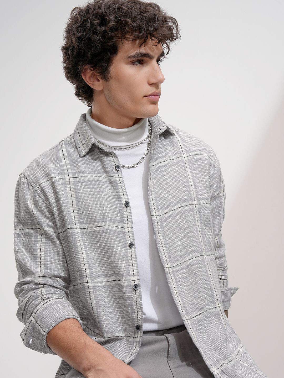 

HIGHLANDER Men Relaxed Fit Spread Collar Checked Cotton Casual Shirt, Grey