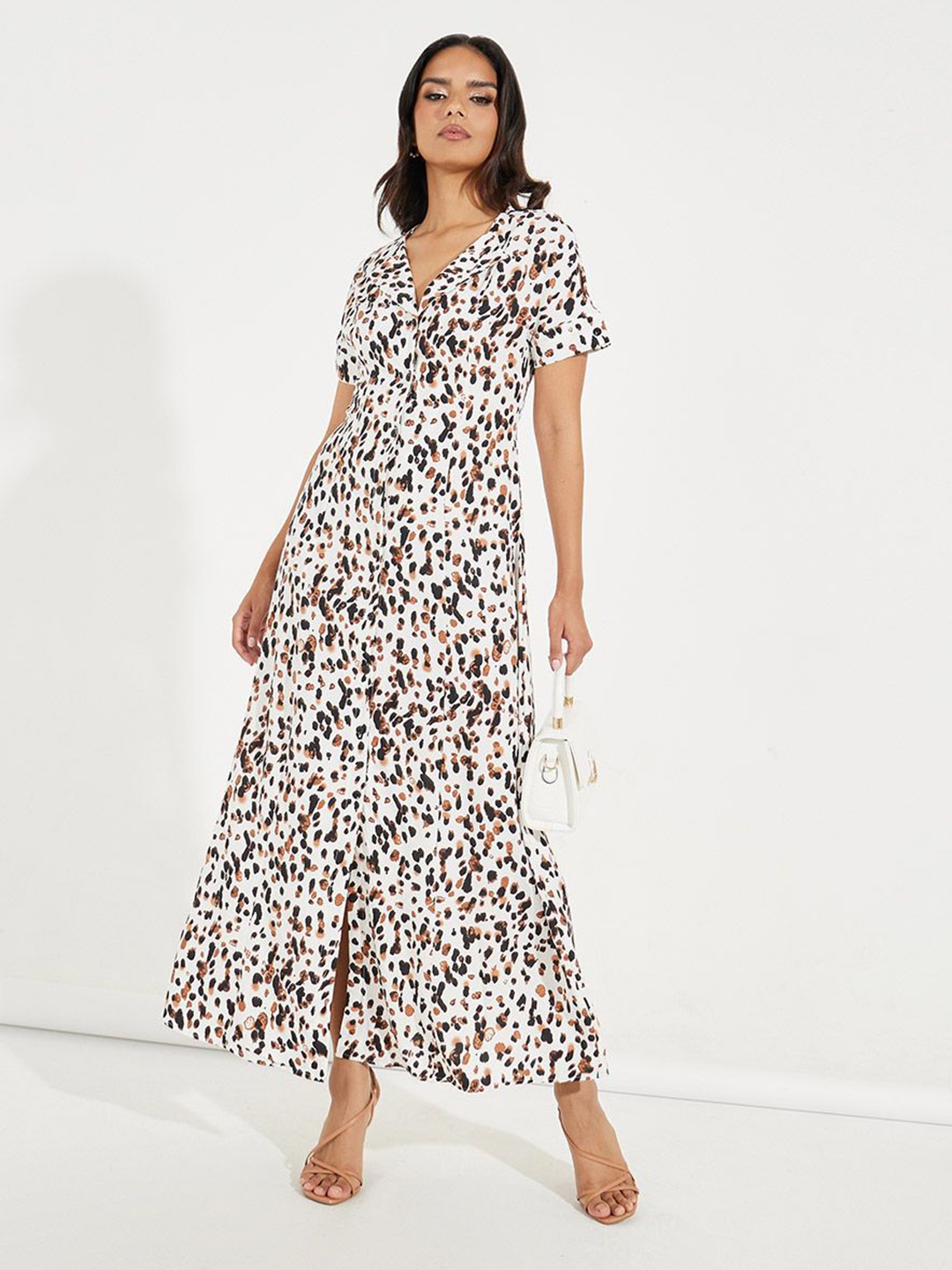 

Styli Women V-Neck Floral Print Short Sleeves A-Line Maxi Dress, White