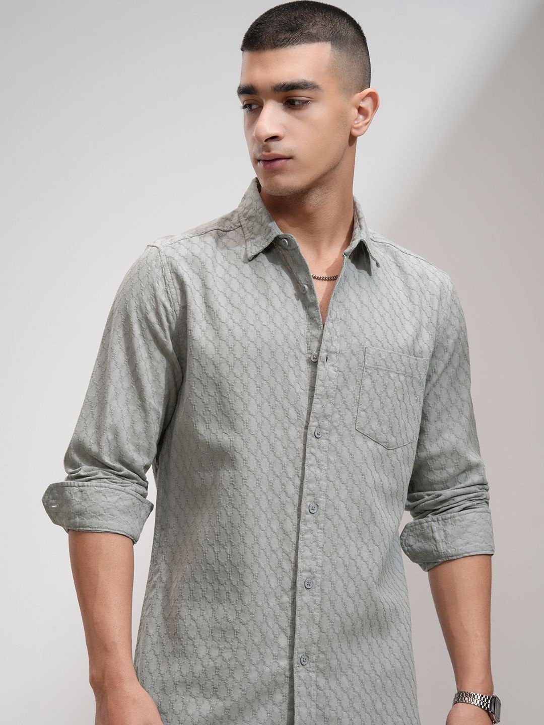 

HIGHLANDER Men Slim Fit Spread Collar Textured Cotton Casual Shirt, Grey