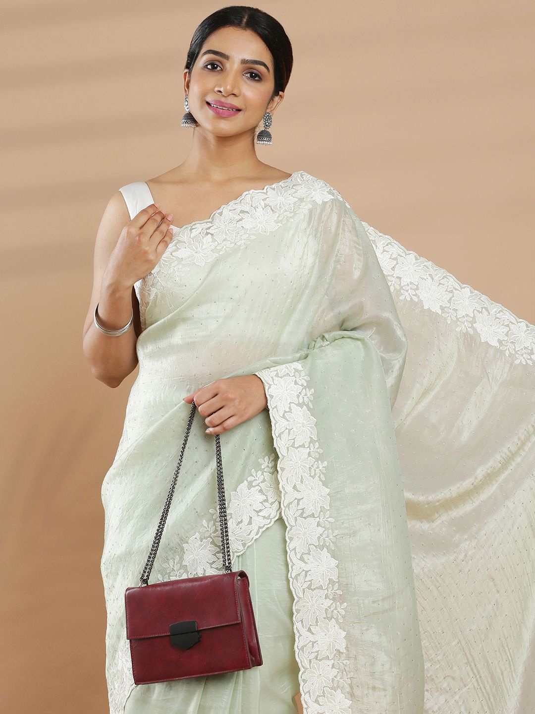 

Kalyan Silks Floral Embroidered Organza Saree, Green