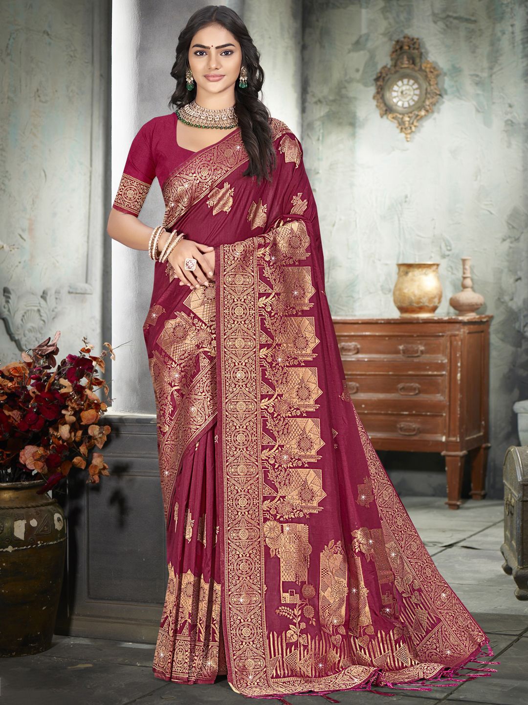 

SANGAM PRINTS Woven Design Zari Silk Blend Designer Tussar Saree, Maroon