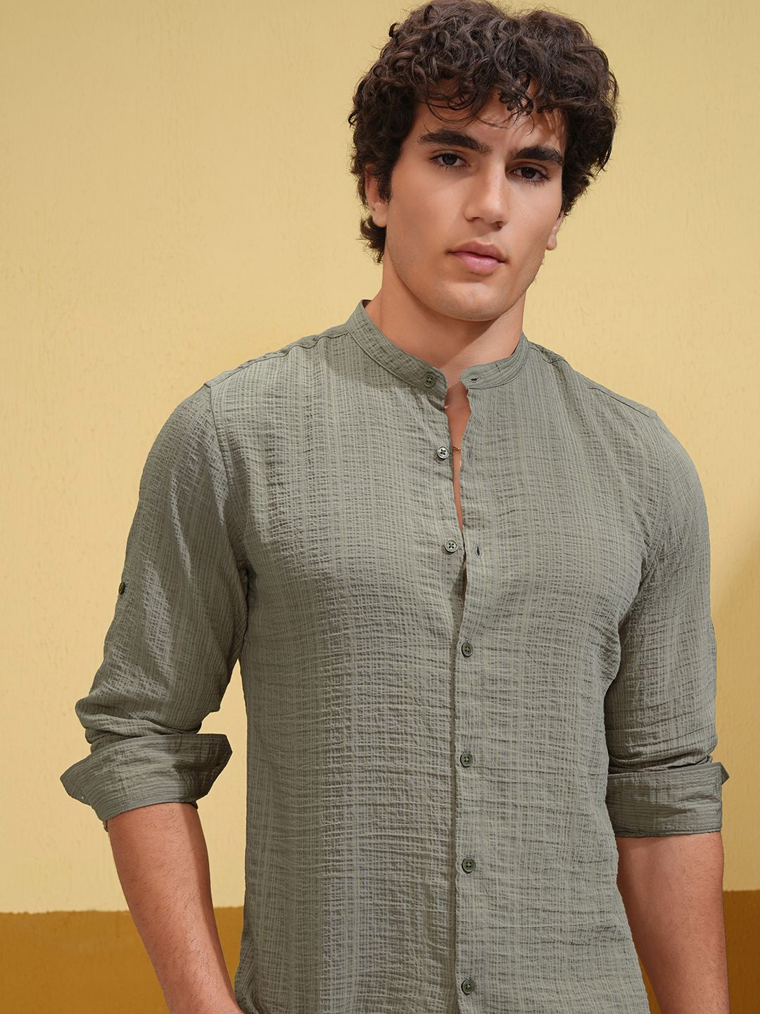 

HIGHLANDER Men Band Collar Textured Casual Shirt, Grey