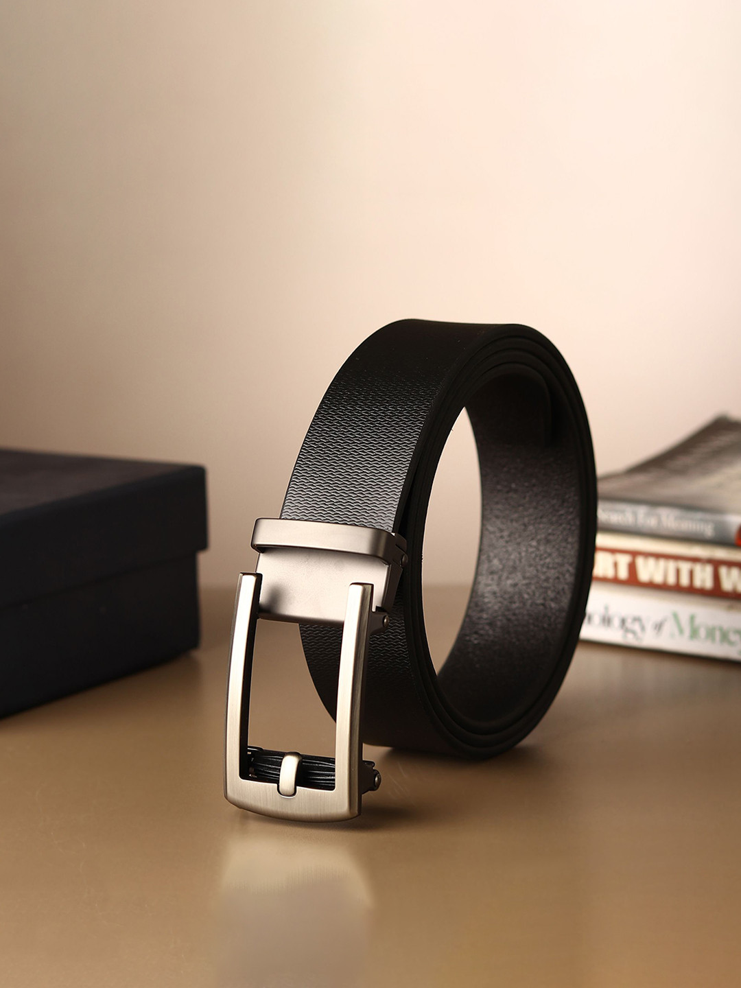 

Provogue Men Textured Leather Belt, Black