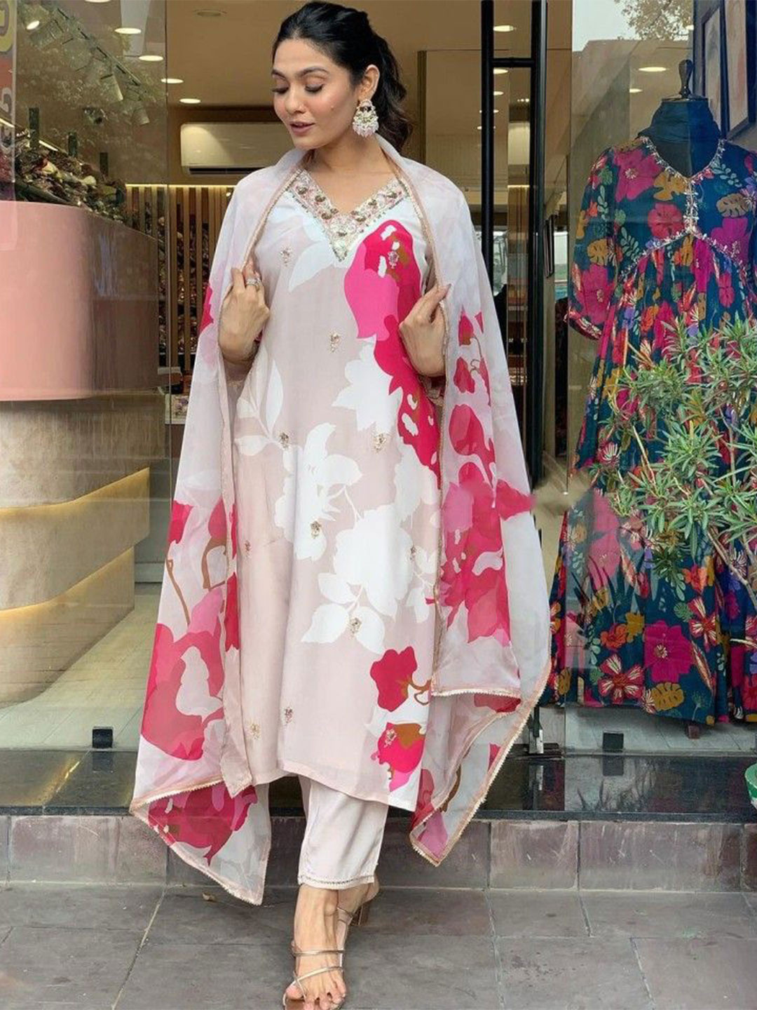 

SHREE KHODAL FASHION Women Floral Embroidered Kurta with Trousers & Dupatta, White