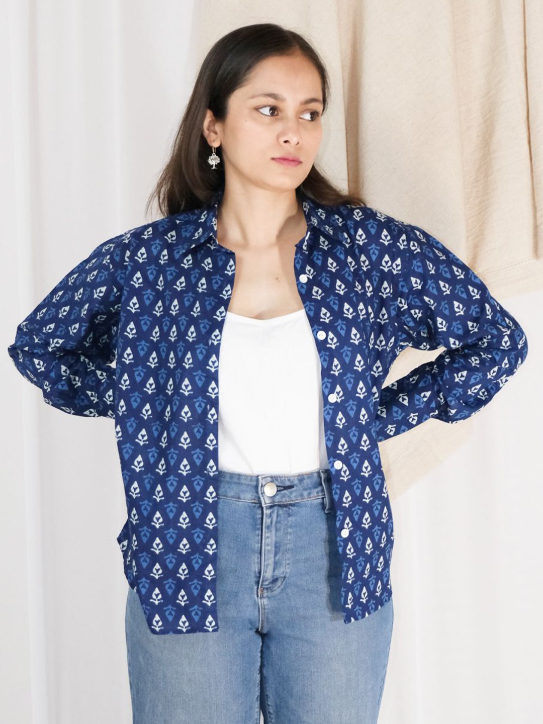 

Ruha Indigo Printed Spread Collar Shirt, Navy blue