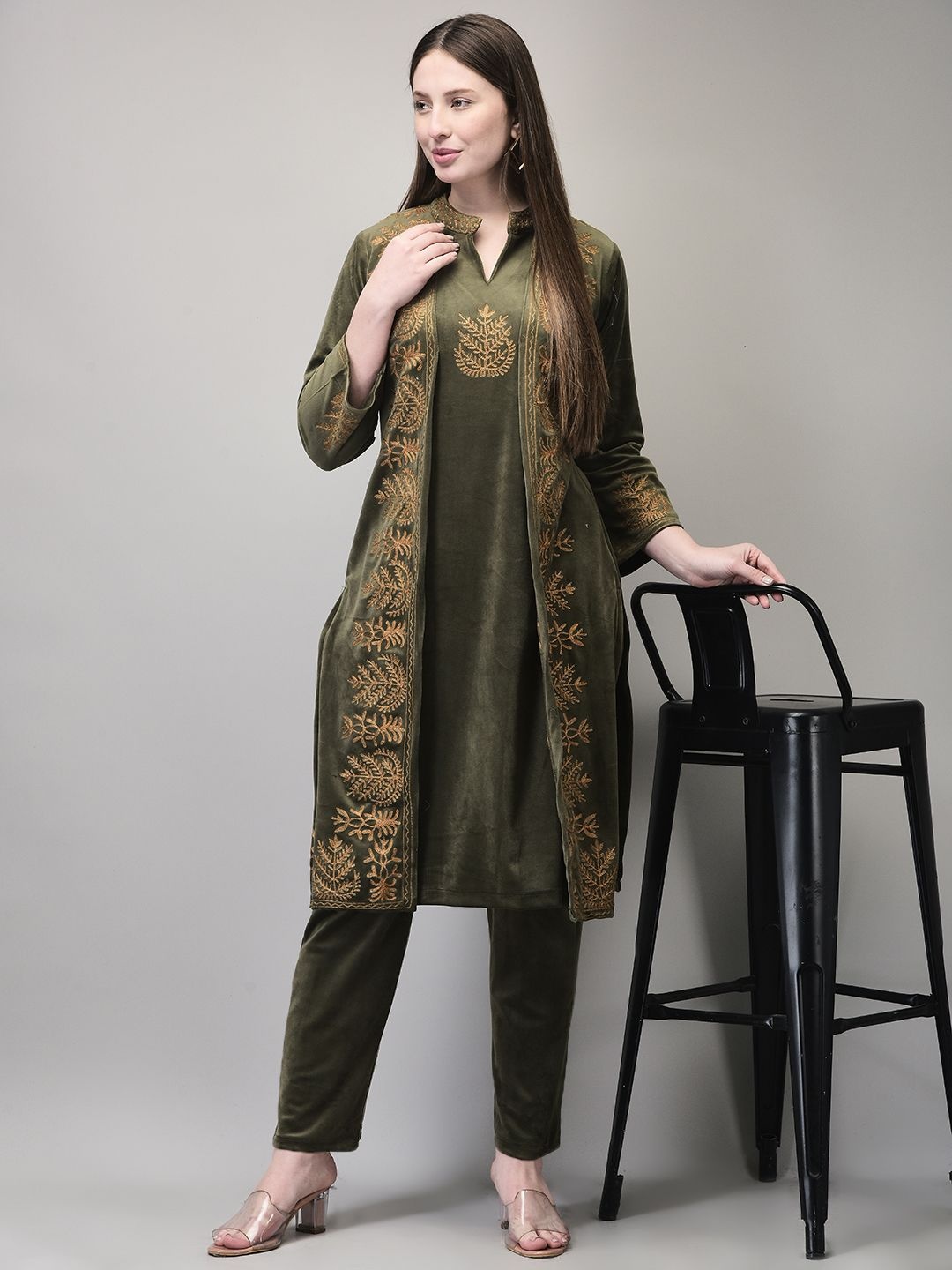 

NIKATT Floral Embroidered Kurta With Trousers, Green