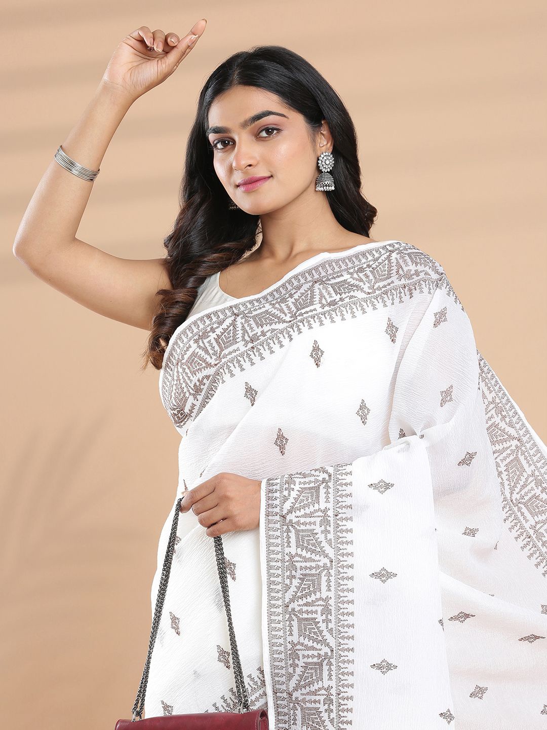 

Kalyan Silks Floral Embroidered Organza Saree, Off white