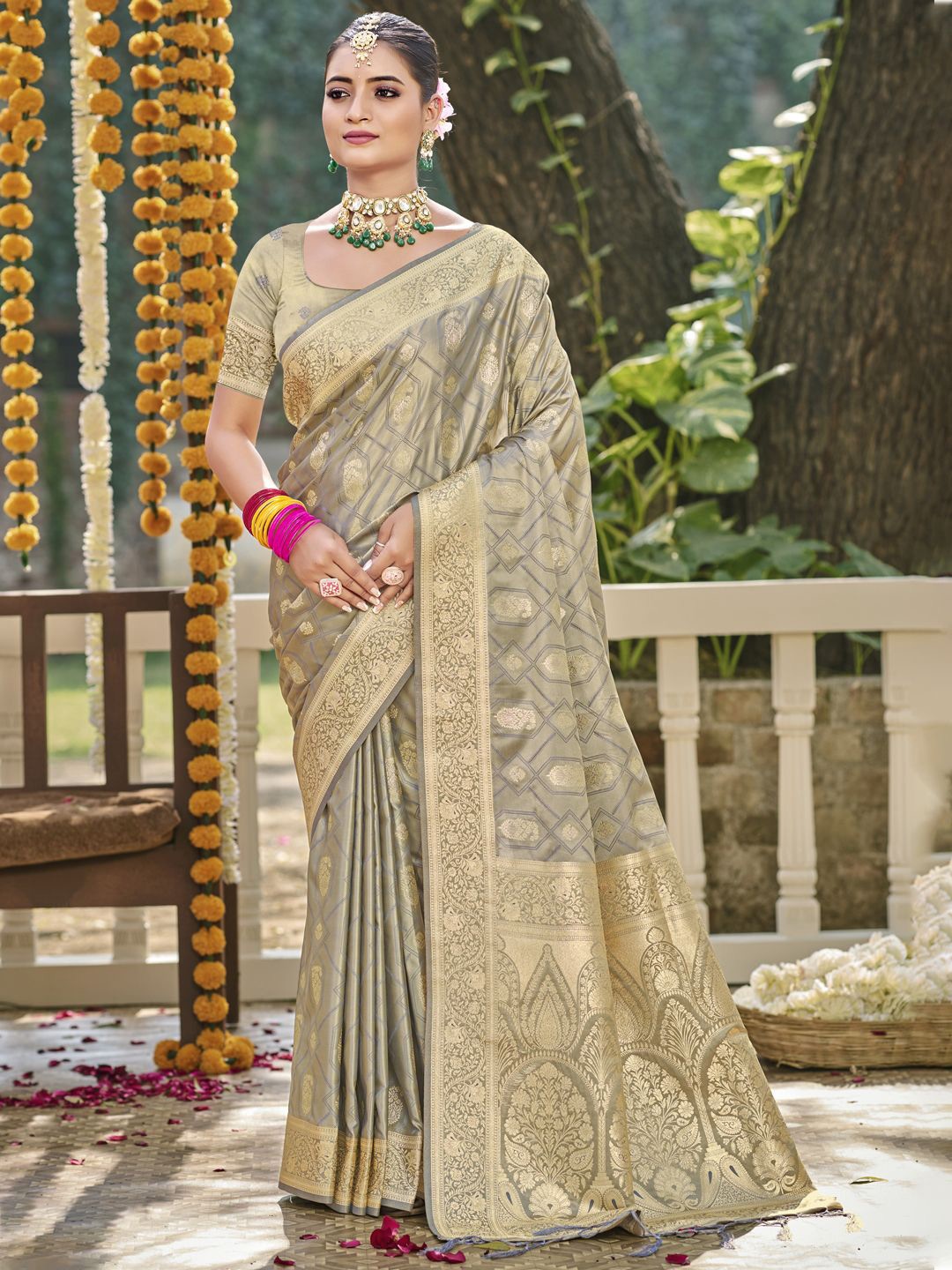 

SANGAM PRINTS Woven Design Zari Satin Tussar Saree, Grey