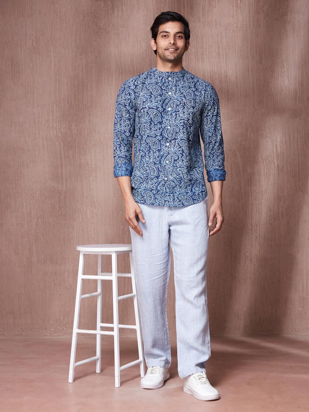 

Fabindia Men Slim Fit Band Collar Ethnic Motifs Printed Cotton Casual Shirt, Teal