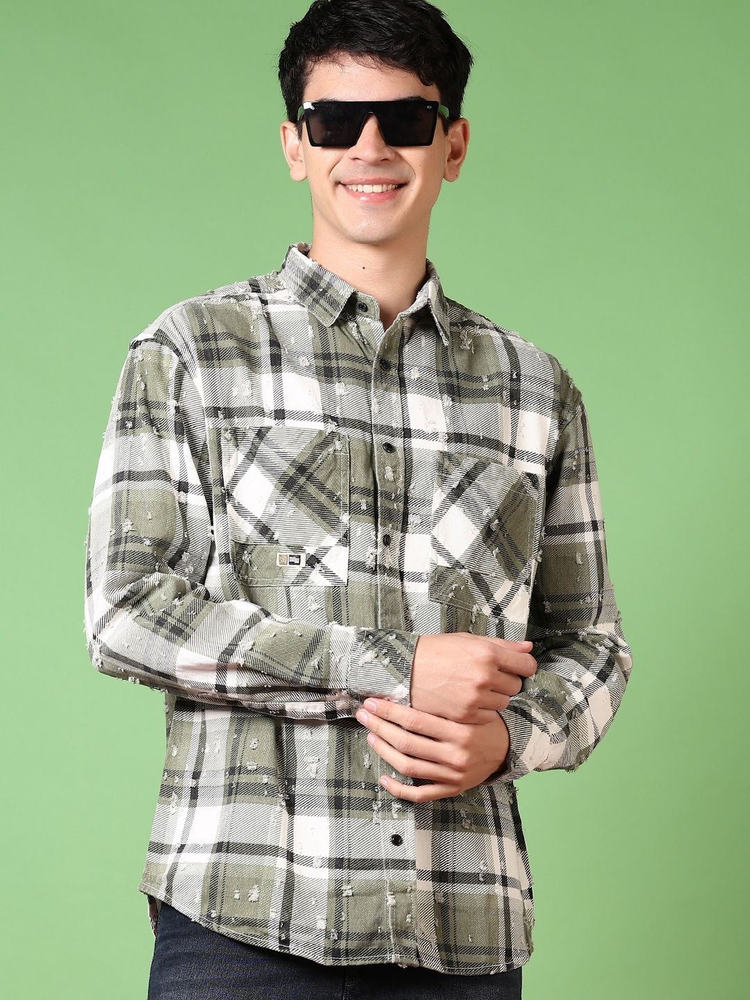 

V-Mart Men Relaxed Fit Spread Collar Tartan Checked Cotton Casual Shirt, Green