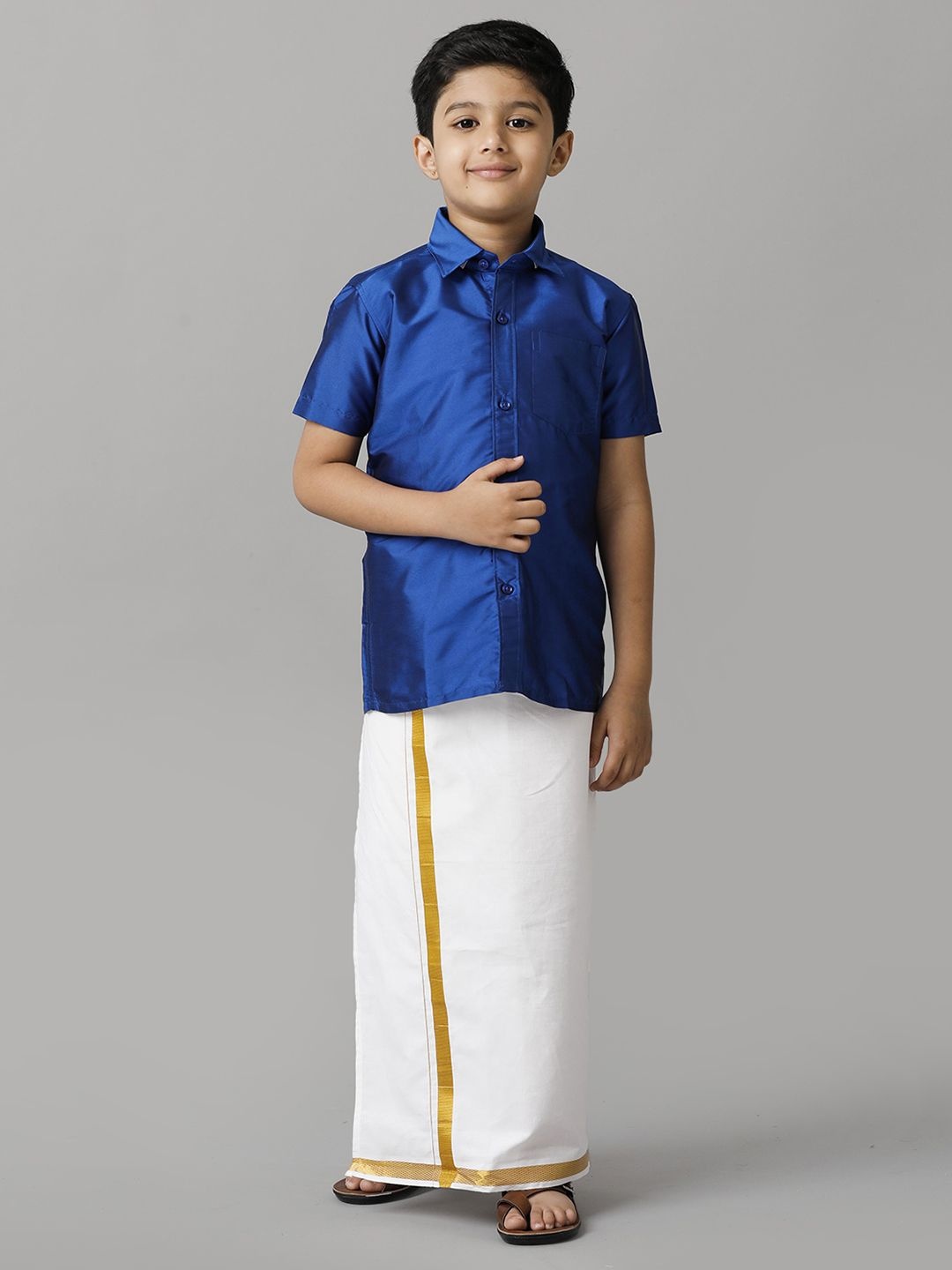 

Ramraj Boys Short Sleeves Shirt With Veshti, Blue