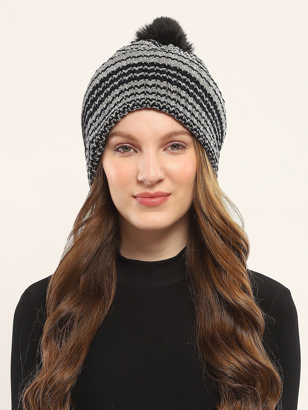 

Monte Carlo Women Woollen Beanie, Grey