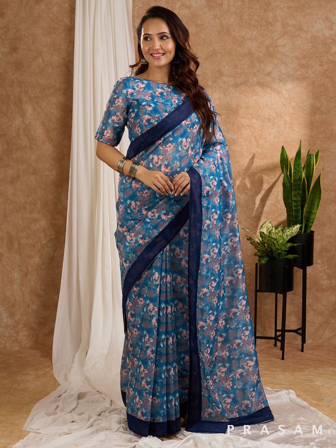 

Prasam Floral Chanderi Saree, Blue