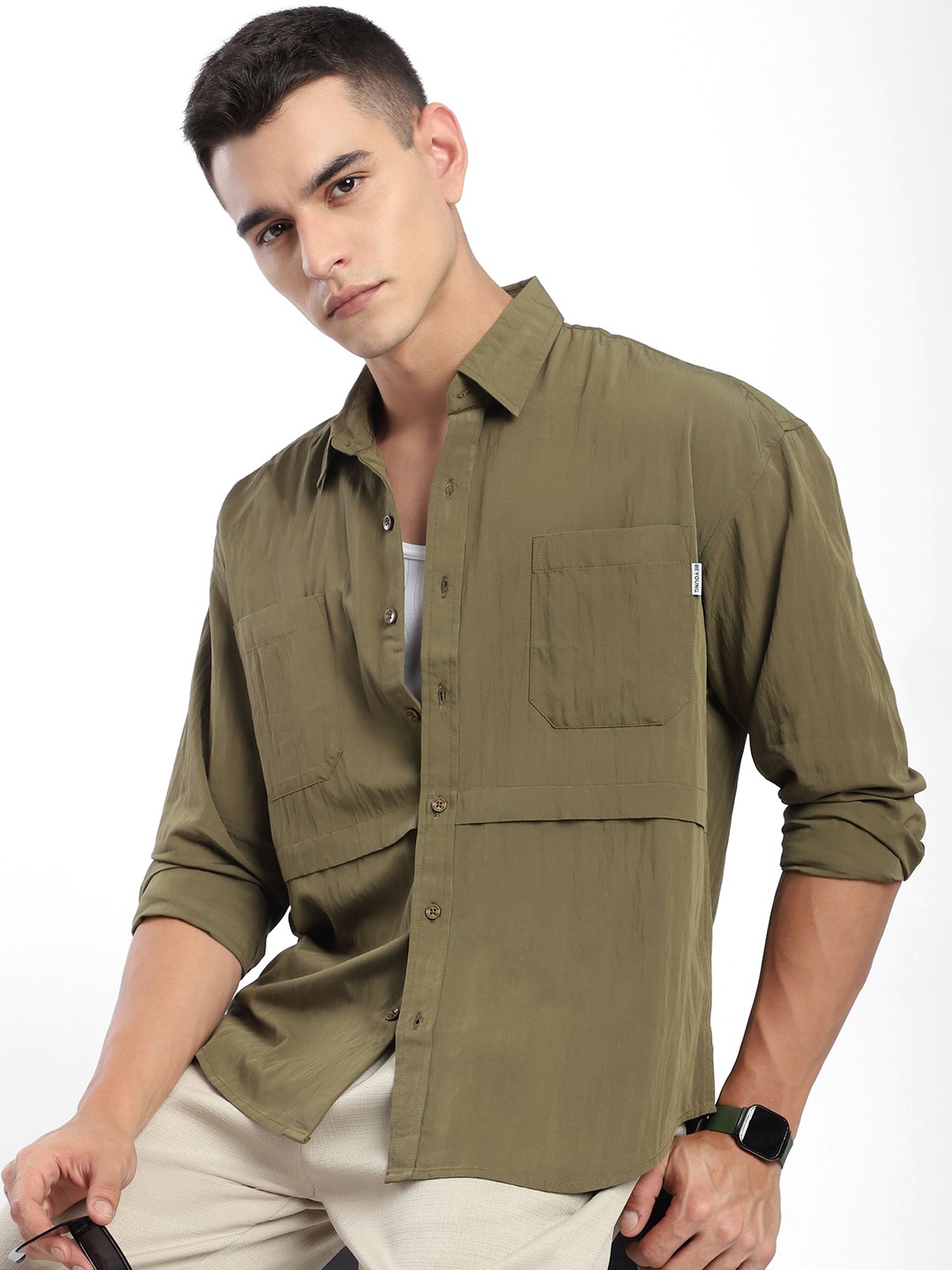 

Beyoung Men Relaxed Fit Spread Collar Solid Casual Shirt, Khaki