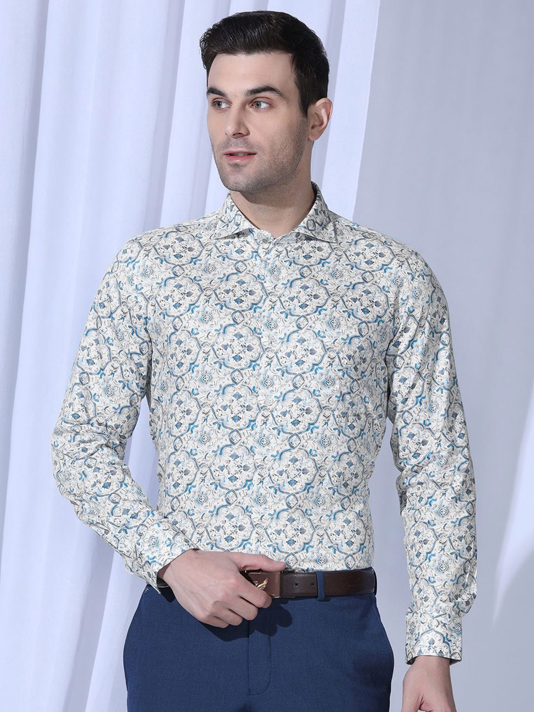 

Blackberrys Men India Slim Fit Spread Collar Floral Printed Cotton Casual Shirt, Blue