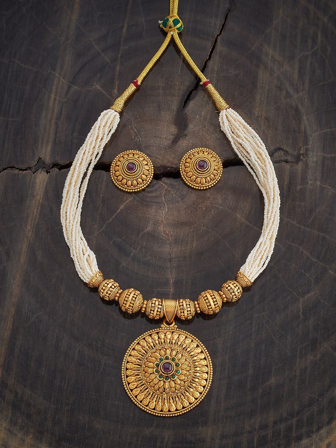 

Kushal's Fashion Jewellery Gold-Plated Stone Studded & Beaded Jewellery Set