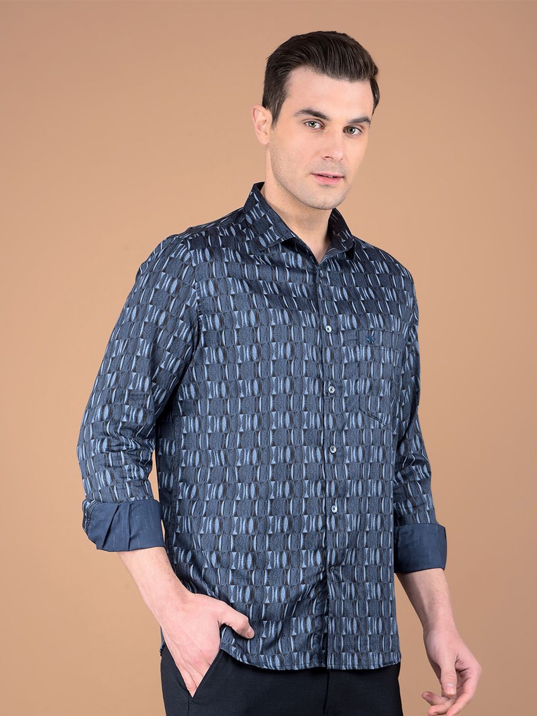 

Crimsoune Club Men Classic Slim Fit Spread Collar Abstract Printed Cotton Casual Shirt, Blue