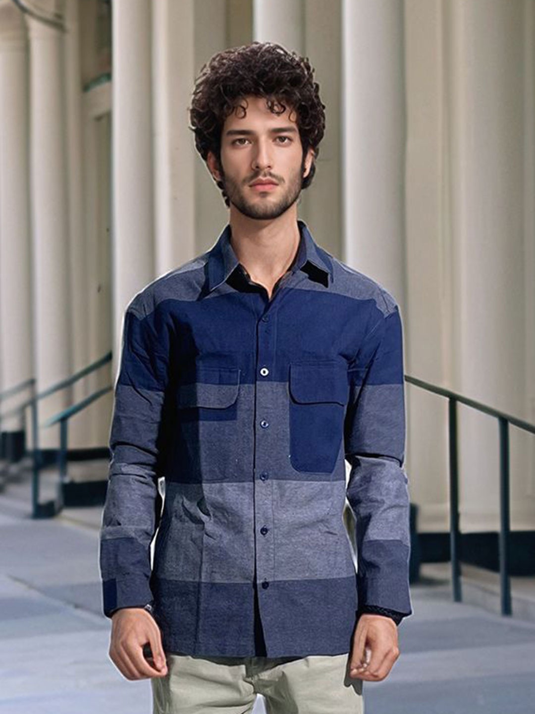

HERE&NOW Men Spread Collar Colourblocked Cotton Casual Shirt, Blue