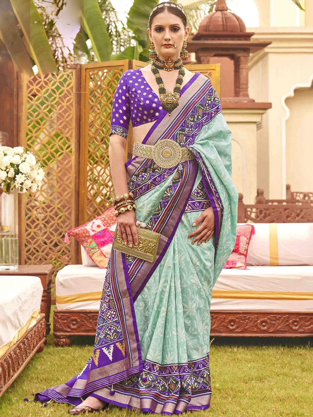 

Mitera Floral Silk Blend Patola Saree, Blue