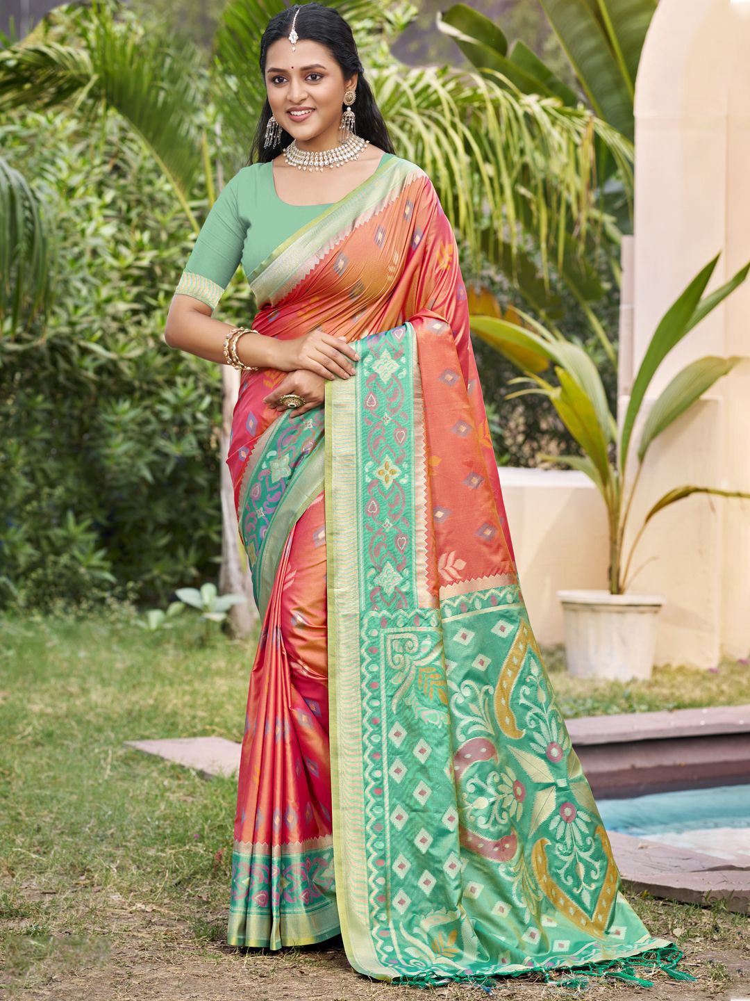 

SANGAM PRINTS Zari Tussar Saree, Peach