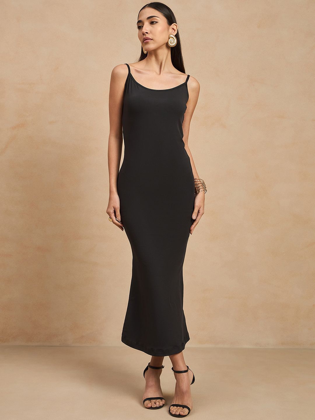 

COLOR CAPITAL Sheath Midi Dress, Black