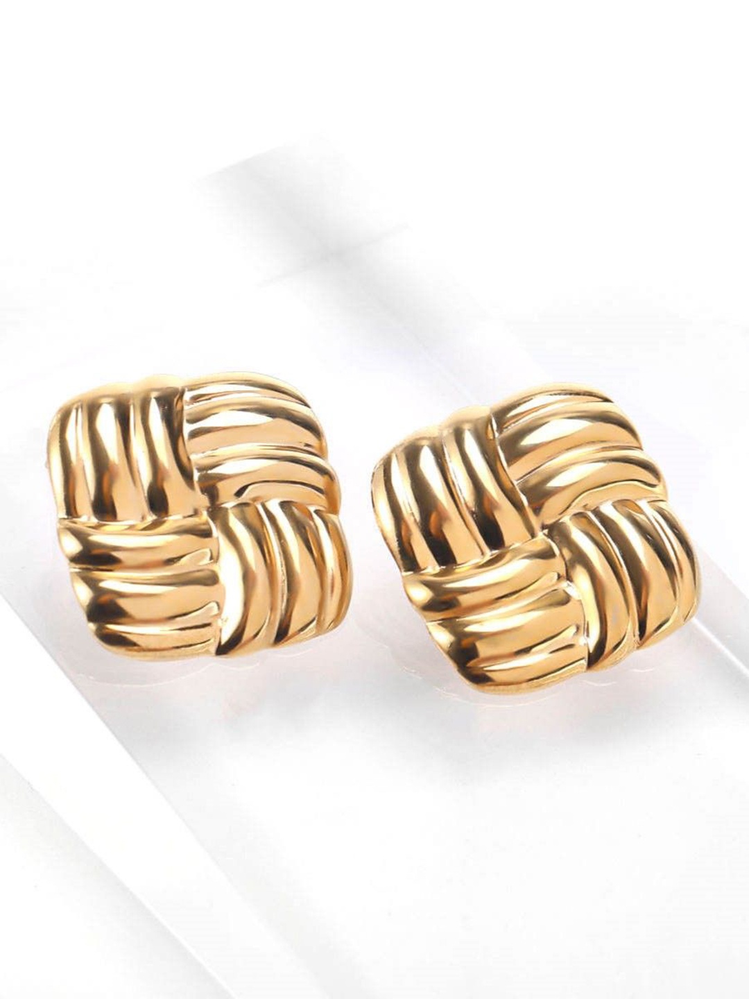 

ISHKAARA Gold-Plated Contemporary Metallic Studs Earrings