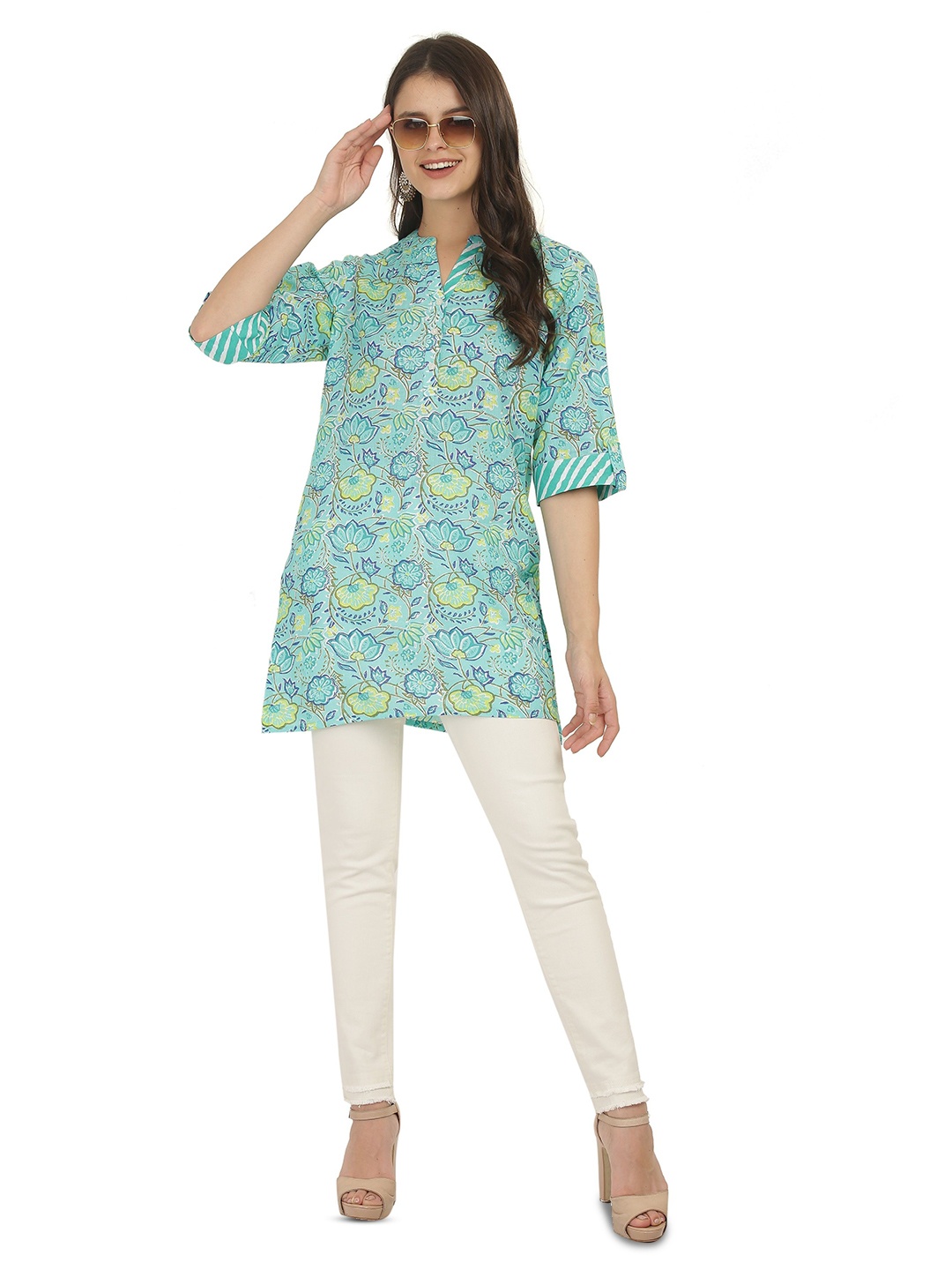 

Jivitha Colourblocked Cotton Longline Top, Turquoise blue