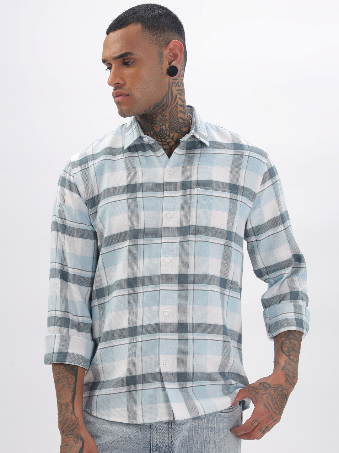 

BS BLUE SQUAD Men Slim Fit Opaque Checked Casual Shirt