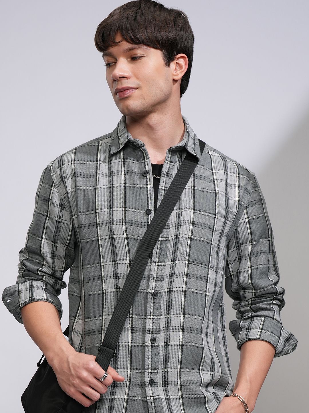 

HIGHLANDER Men Relaxed Fit Spread Collar Tartan Checked Cotton Casual Shirt, Grey