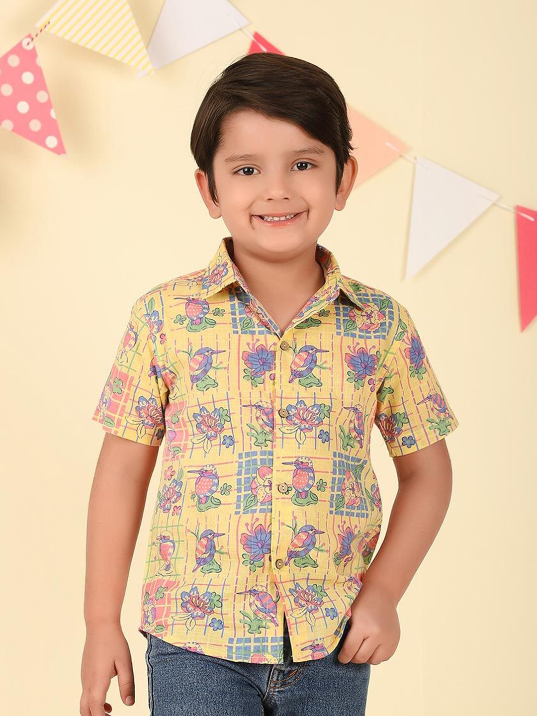

Fabindia Boys Spread Collar Floral Printed Cotton Casual Shirt, Yellow