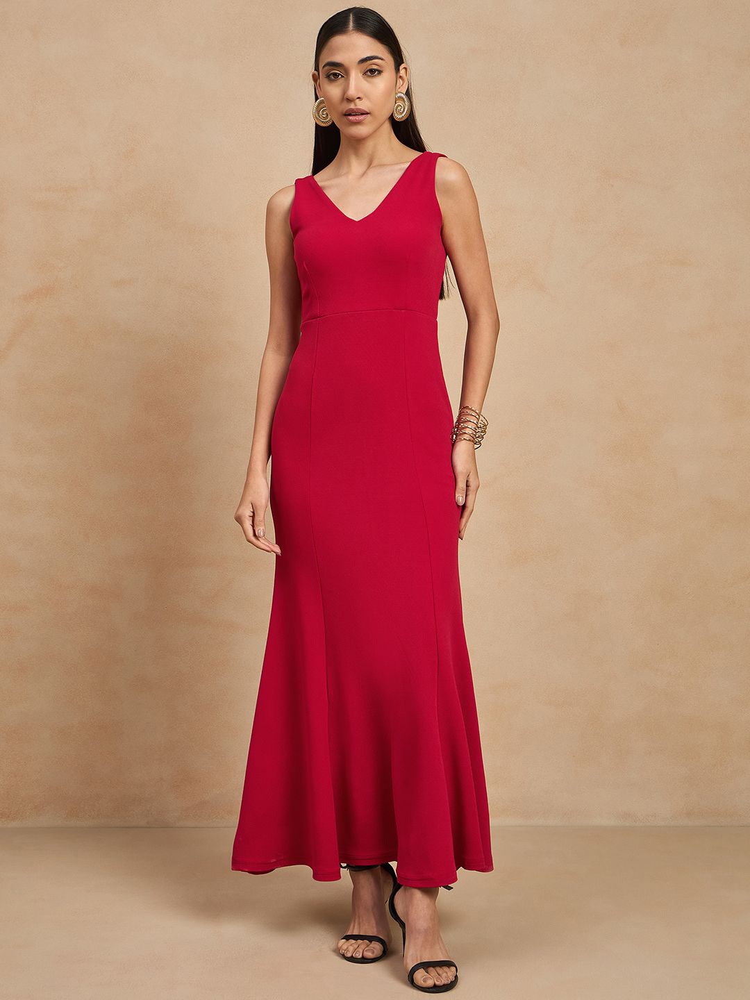

COLOR CAPITAL Women Sleeveless Maxi Dress, Red