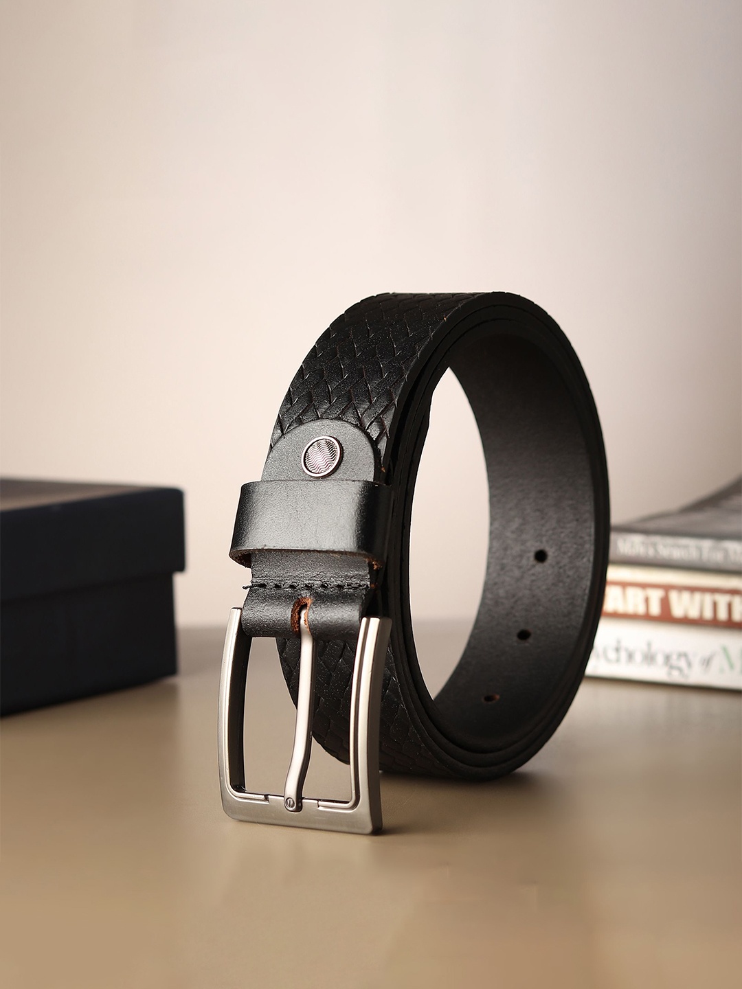 

Provogue Men Textured Leather Belt, Black