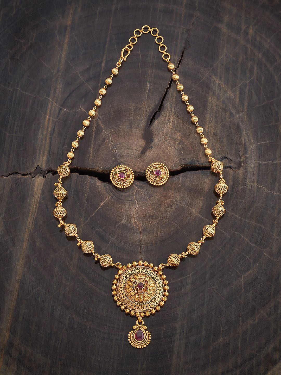

Kushal's Fashion Jewellery Gold-Plated Stone-Studded Jewellery Set