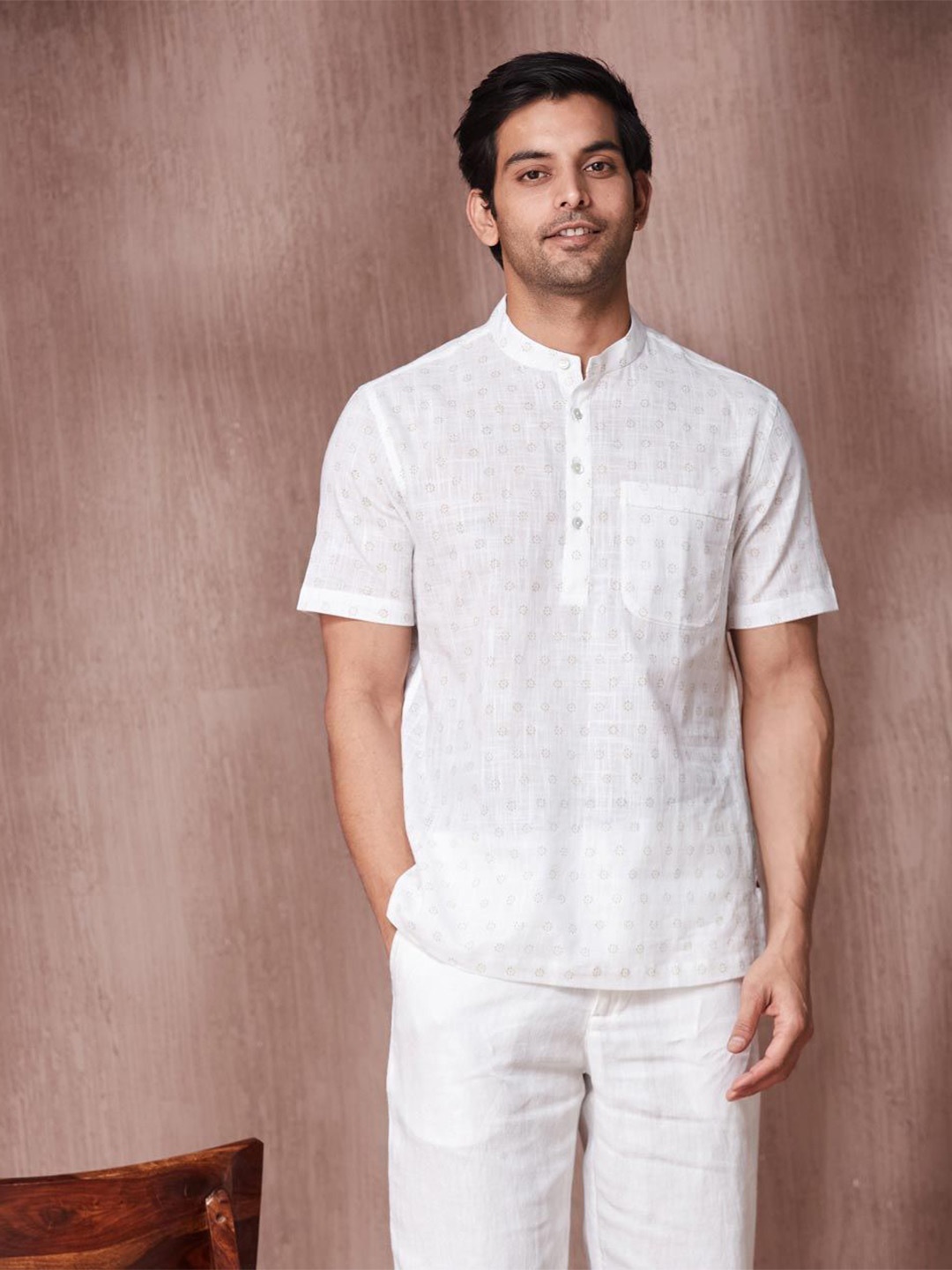 

Fabindia Men Band Collar Floral Printed Cotton Casual Shirt, White