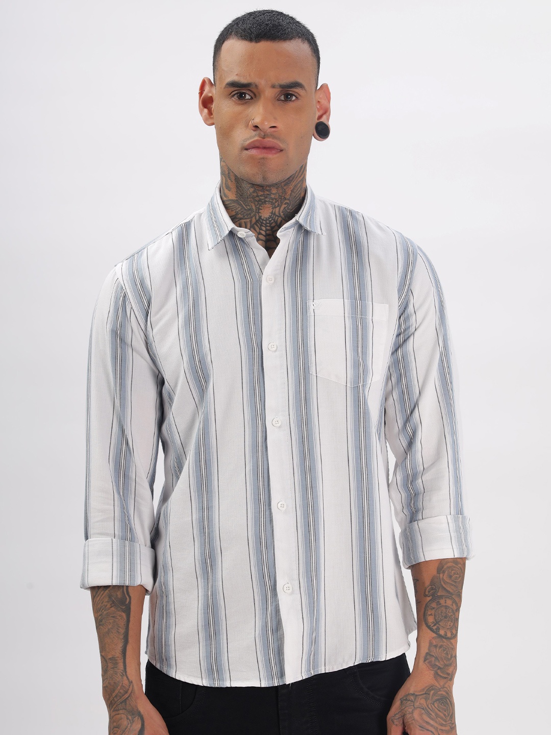 

BS BLUE SQUAD Men Slim Fit Multi Stripes Opaque Striped Casual Shirt