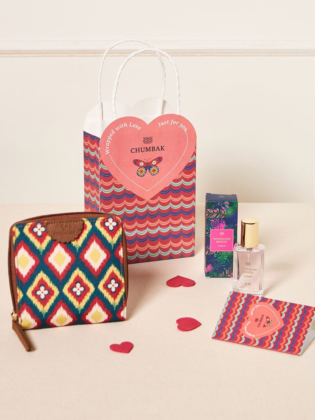 

Chumbak Red & Green Steppin'Out Duo Gift Set Of 2 Comes In A Gift Bag