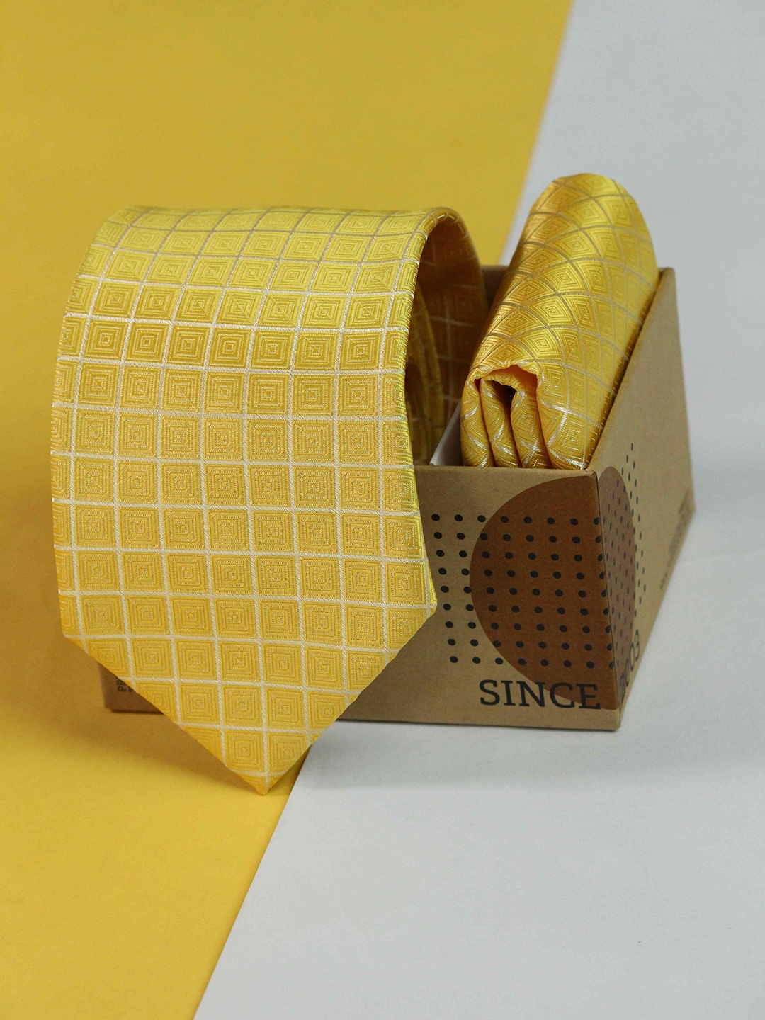 

Tossido Men Necktie & Pocket Square Gift set, Yellow