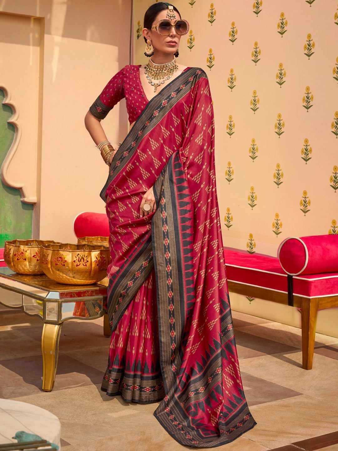 

Anouk Silk Blend Sungudi Saree, Pink