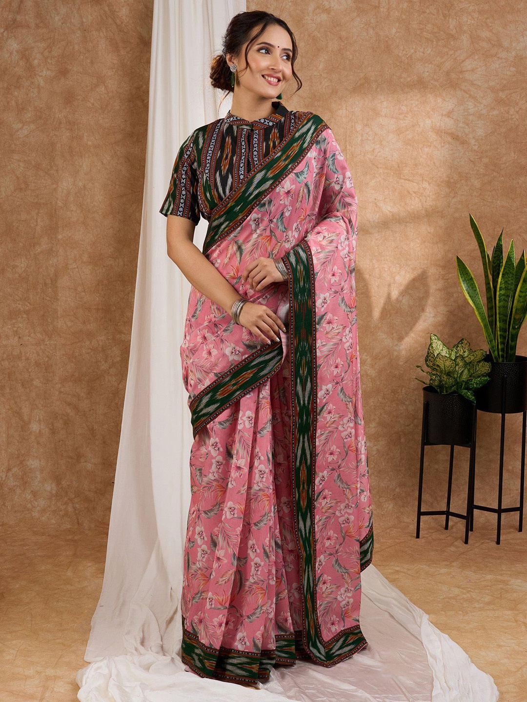 

Prasam Floral Printed Ikat Saree, Pink
