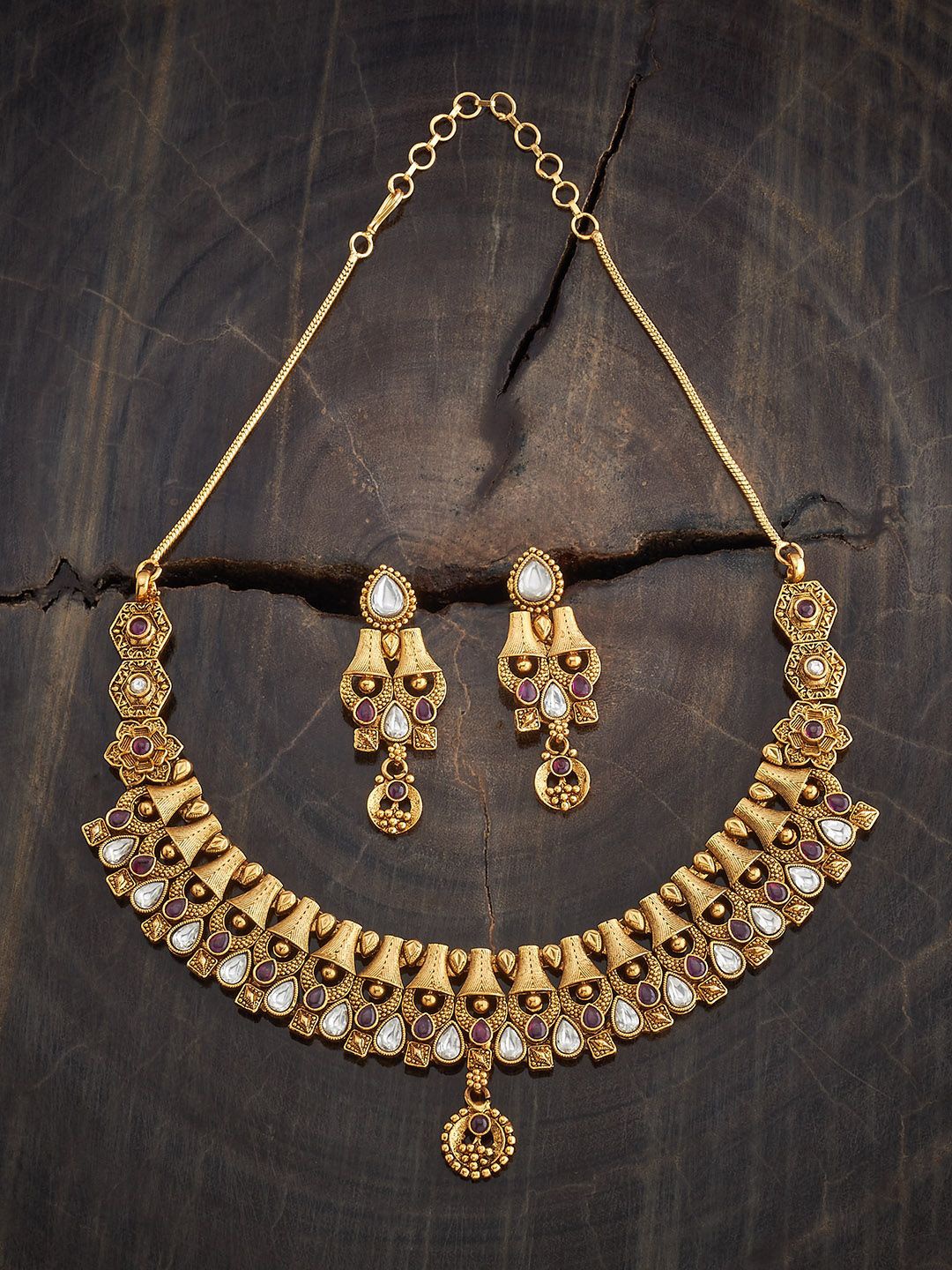 

Kushal's Fashion Jewellery Gold-Plated Stone Studded Jewellery Set