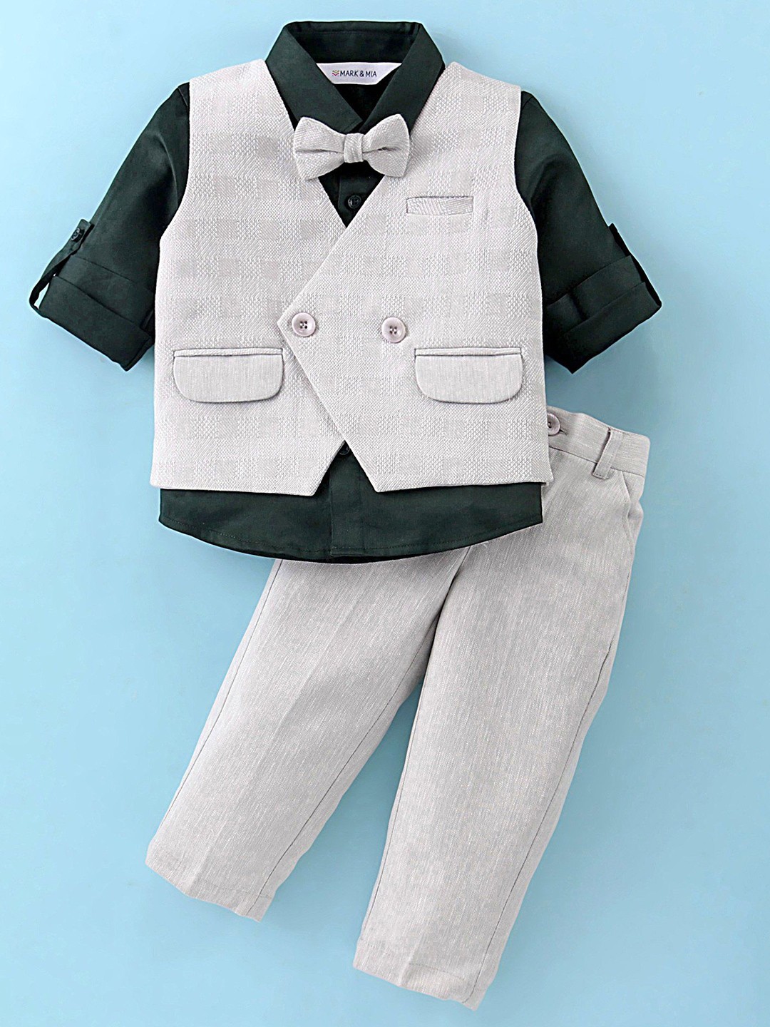 

Mark & Mia Boys Double-Breasted Sleeveless 3-Piece Suit, Off white