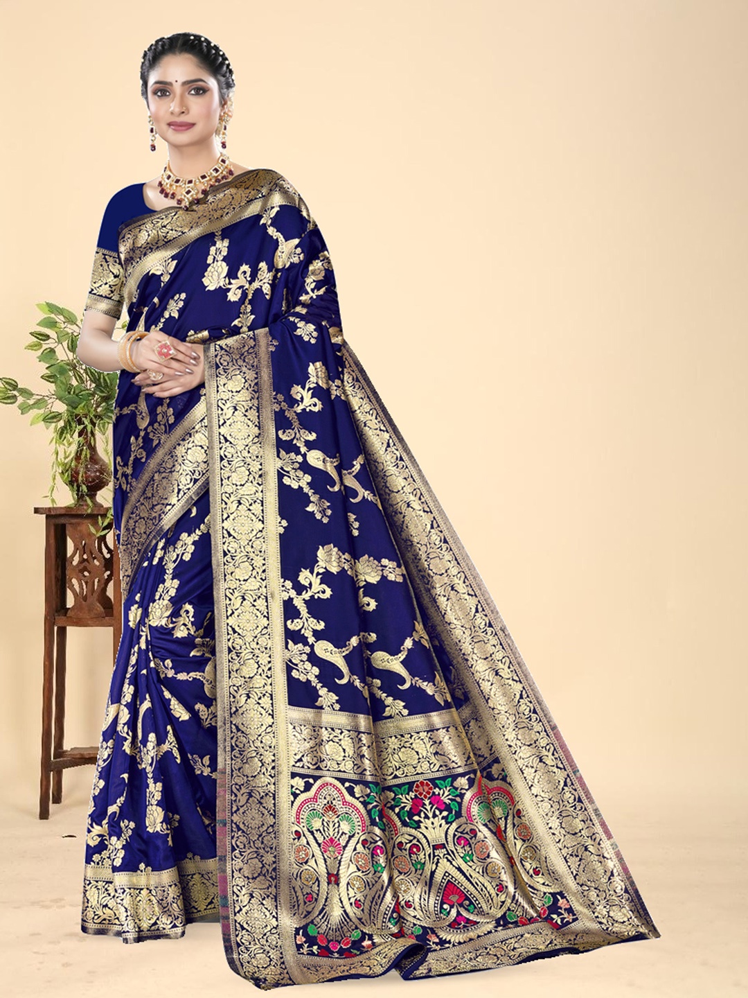 

GARIYA Woven Design Zari Banarasi Saree, Navy blue