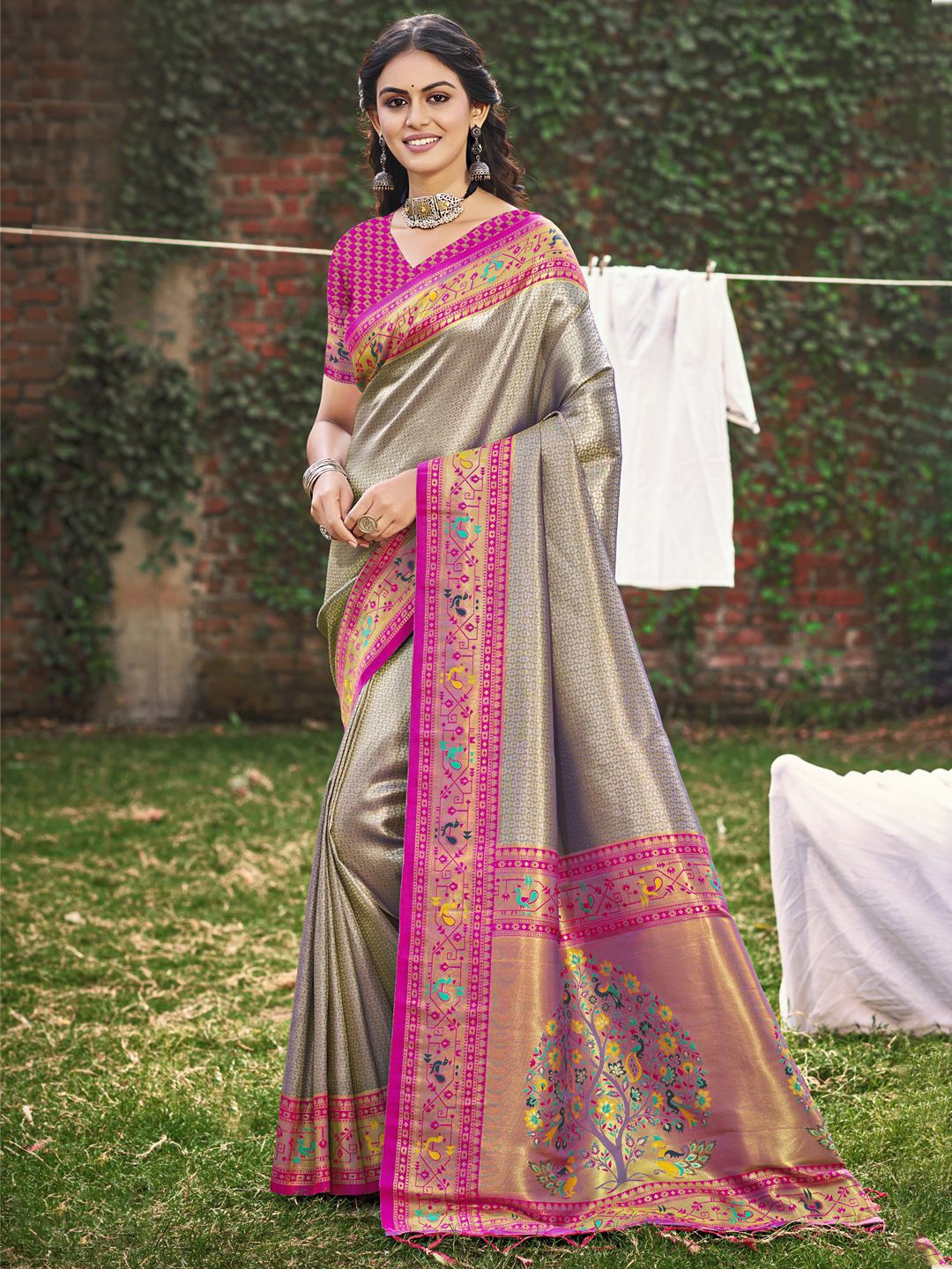 

SANGAM PRINTS Ethnic Motifs Zari Paithani Saree, Grey