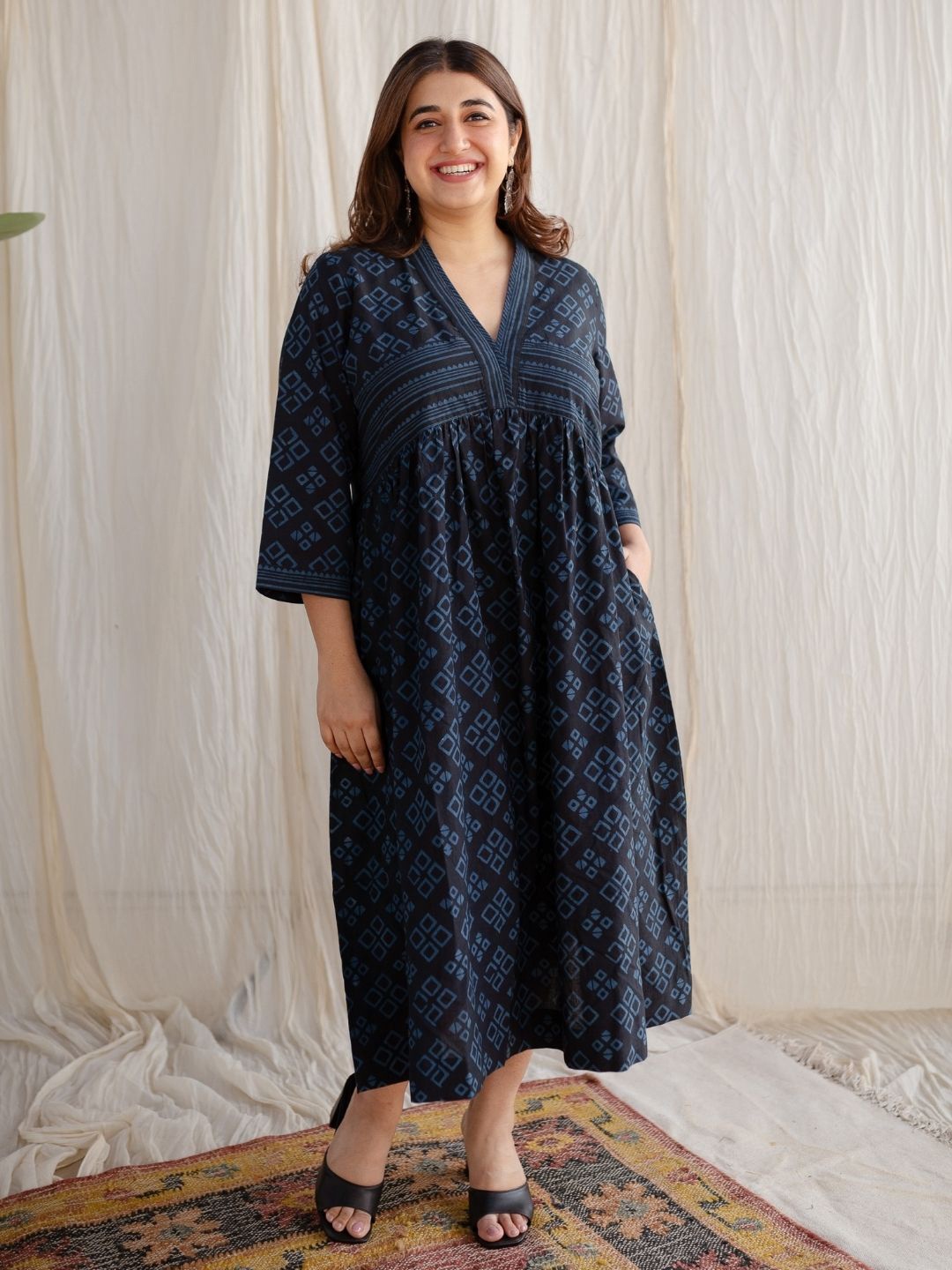 

THE INDIAN ETHNIC CO Women Printed A-Line Midi Dress, Black