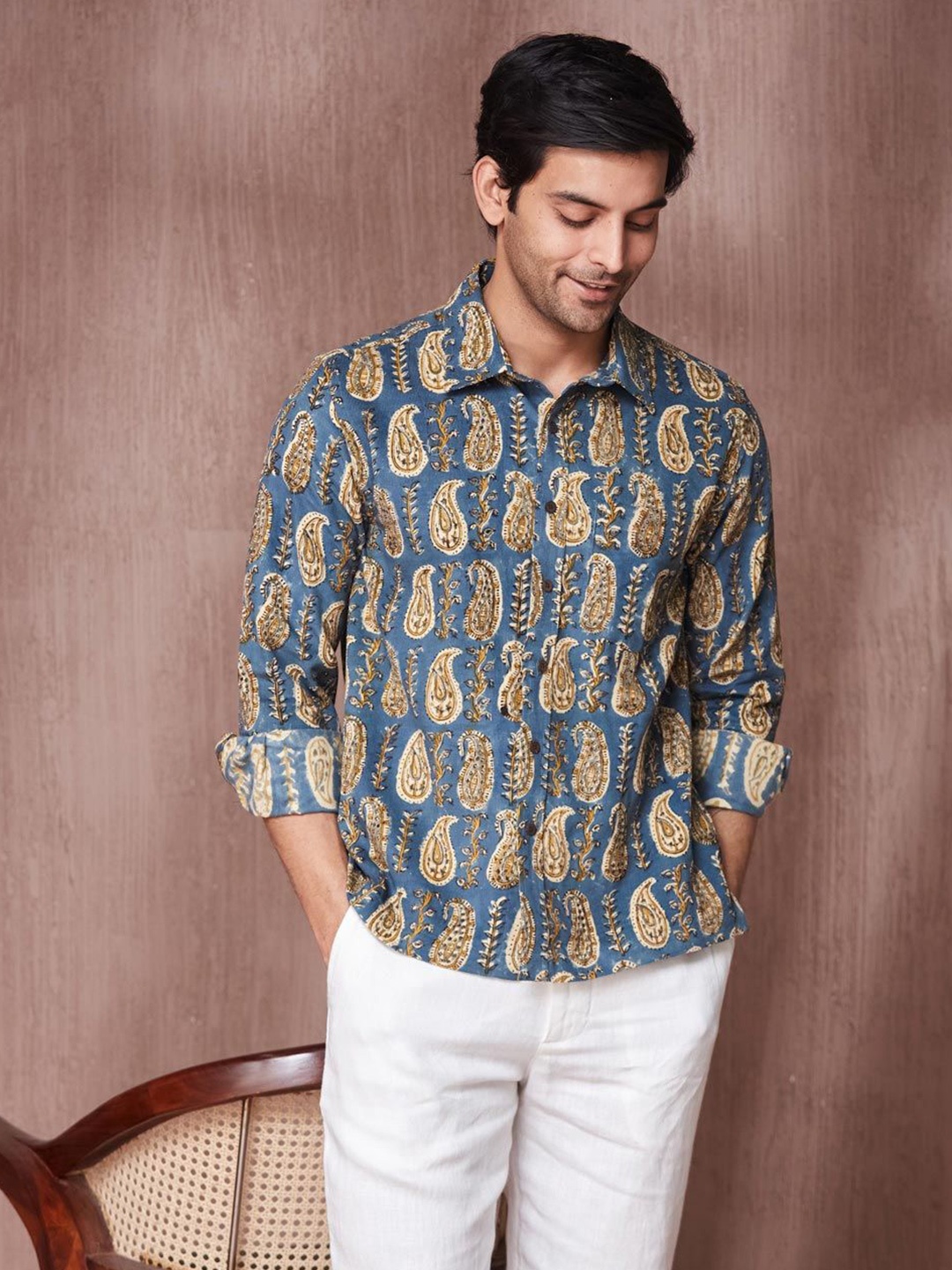 

Fabindia Men Spread Collar Ethnic Motifs Printed Cotton Casual Shirt, Teal