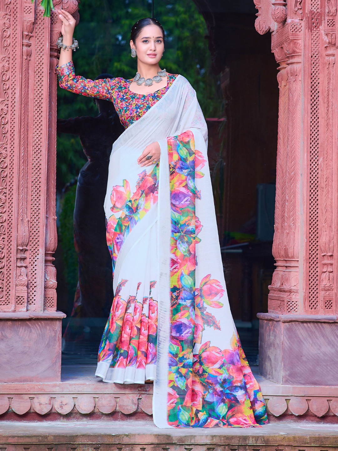

Sidhidata Floral Block Print Saree, White