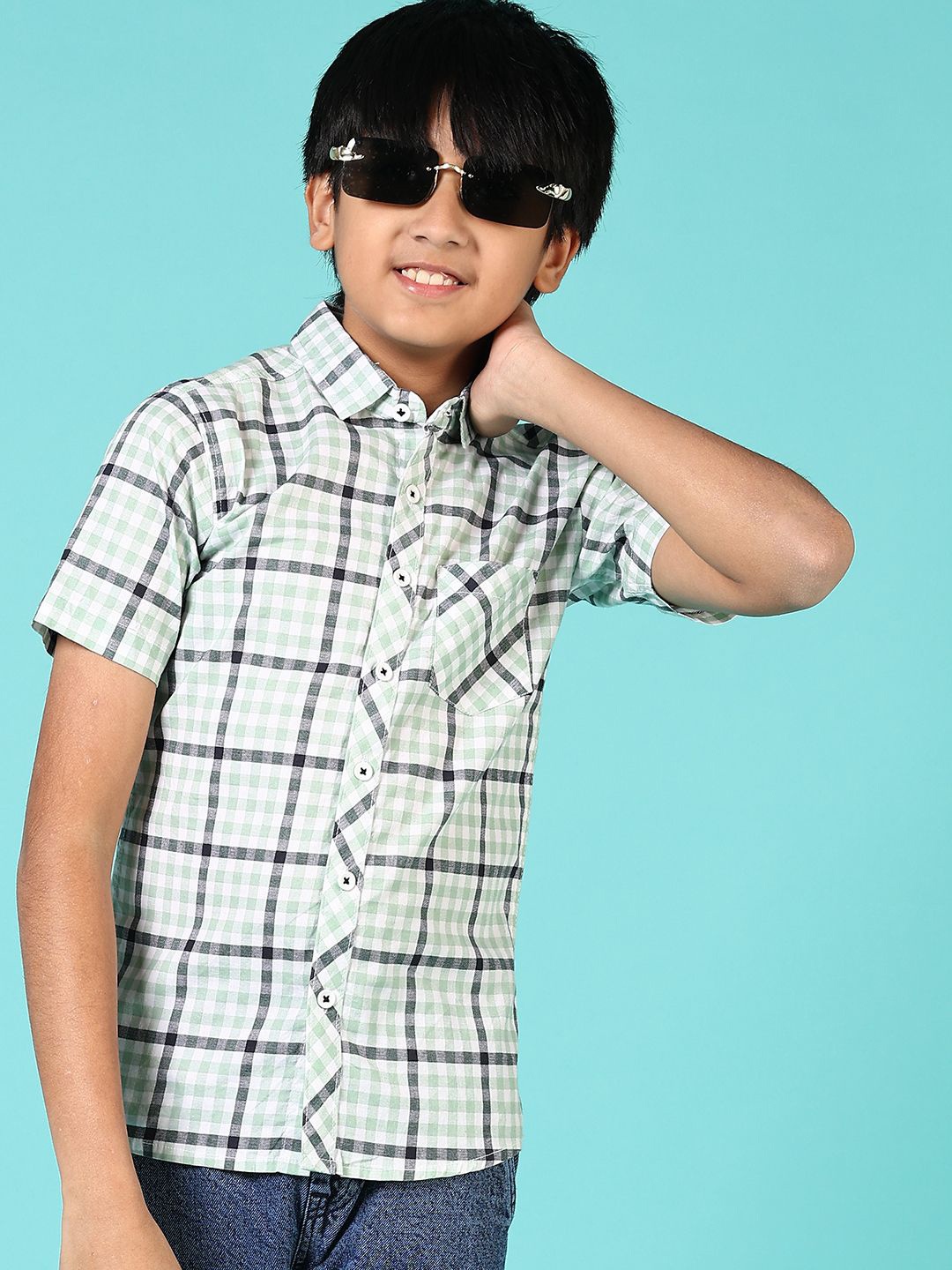 

V-Mart Boys Spread Collar Checked Cotton Casual Shirt, Green