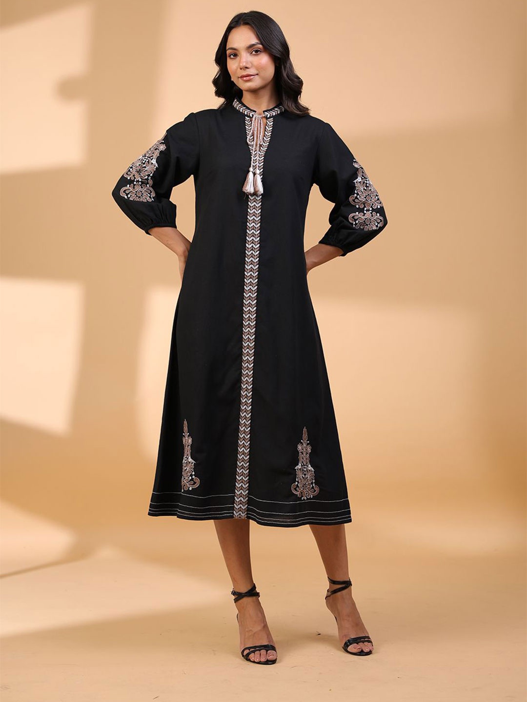 

STIL O STITCH Ethnic Motifs Embroidered A-line Dress, Black